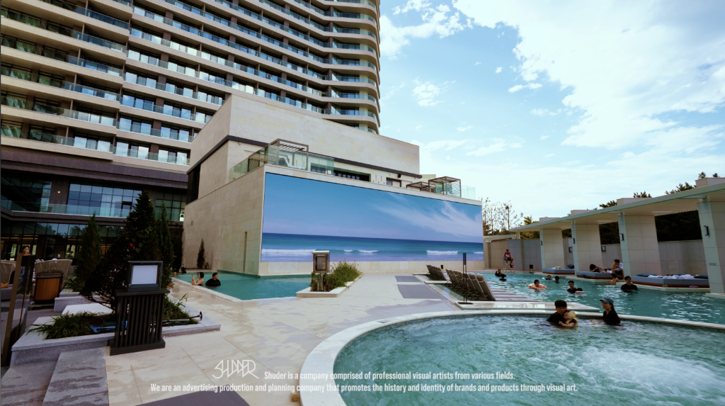 옥외 LED 설치 사례 - 호텔 대형 스크린